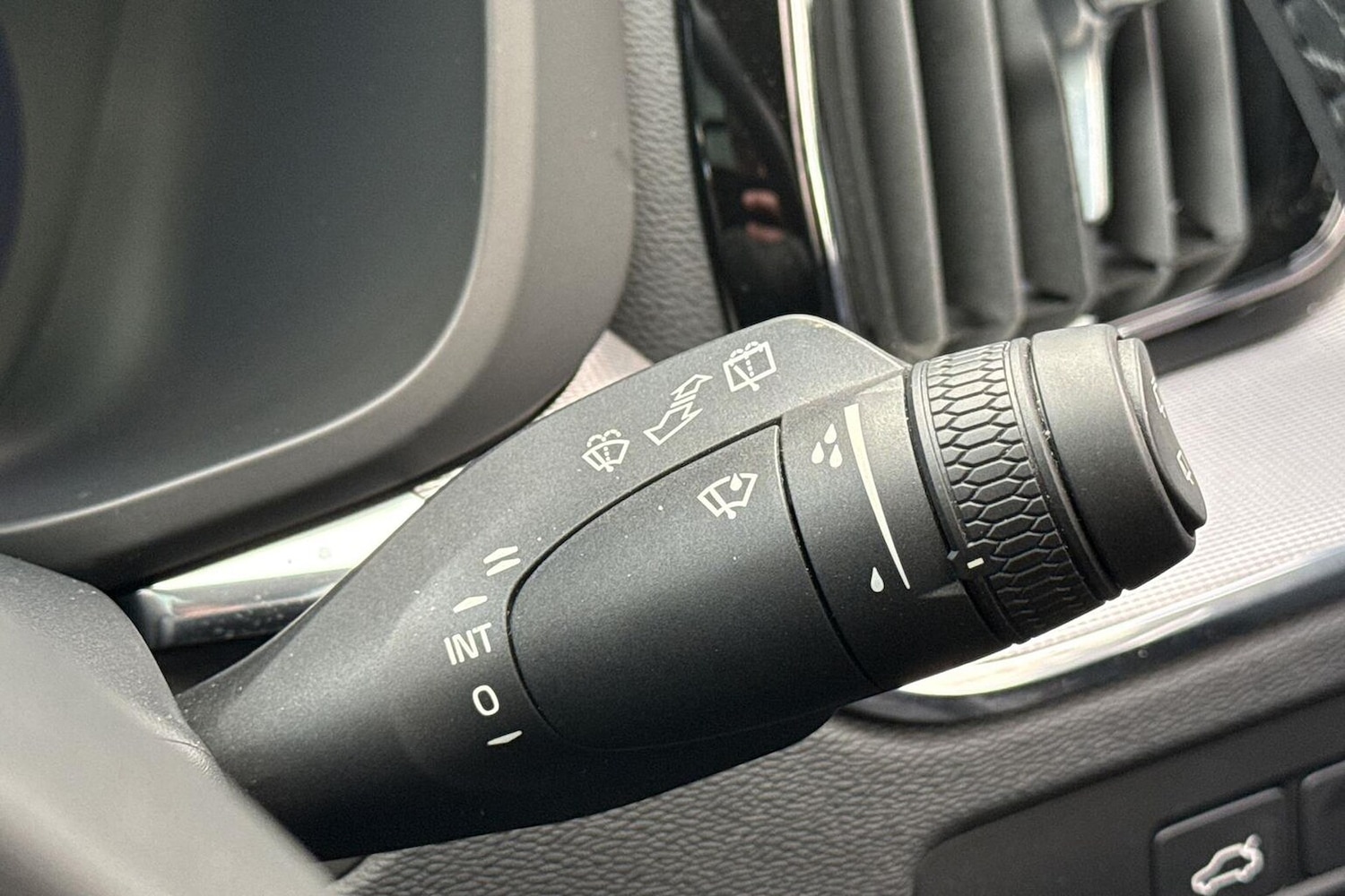 Used Volvo XC60 2022 for sale - 77973938: Photo 28