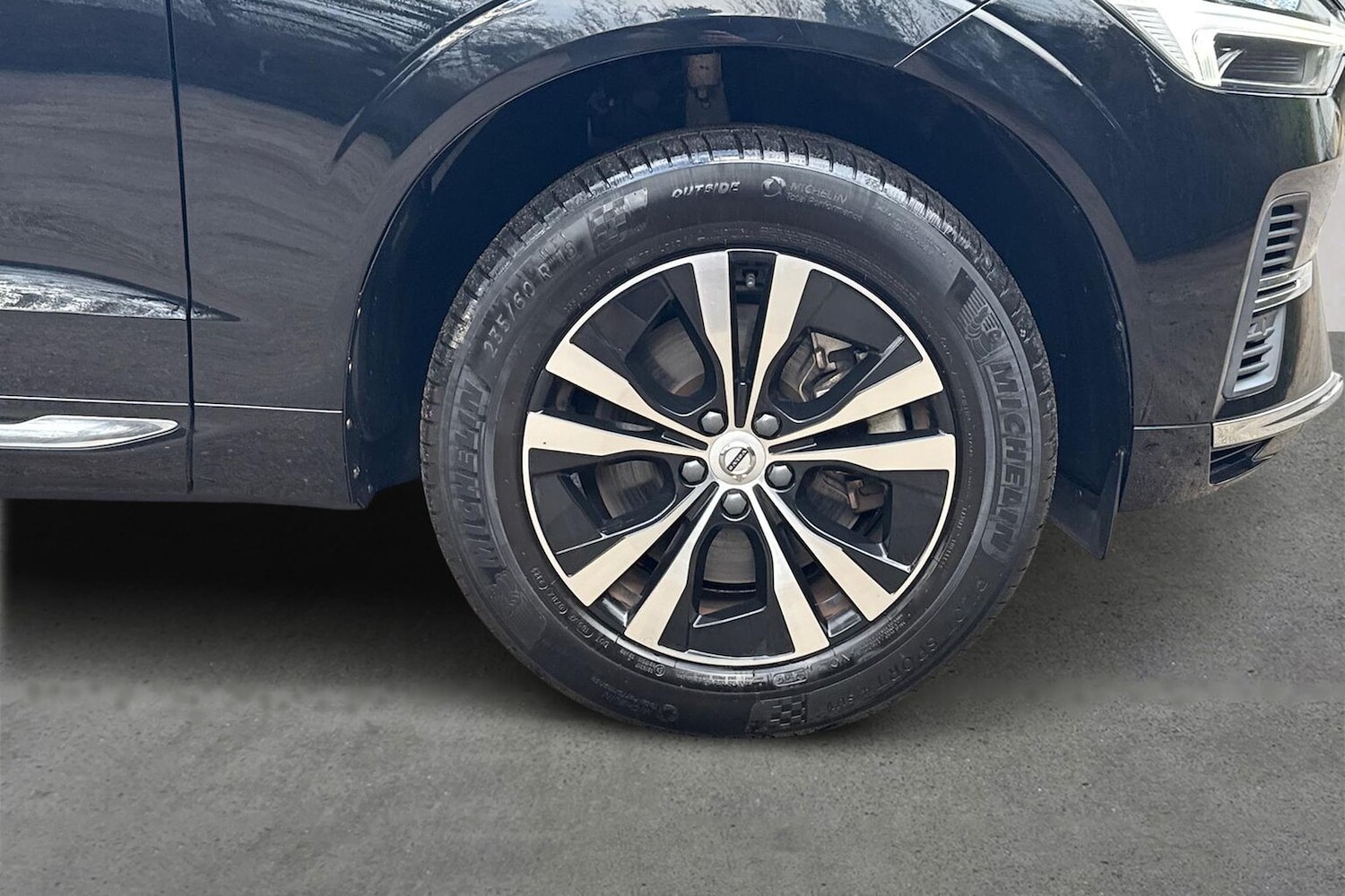 Used Volvo XC60 2022 for sale - 77973938: Photo 6