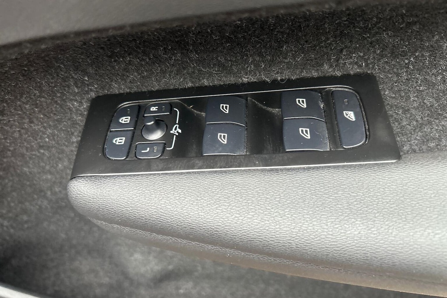 Used Volvo XC40 2020 for sale - 76517949: Photo 21