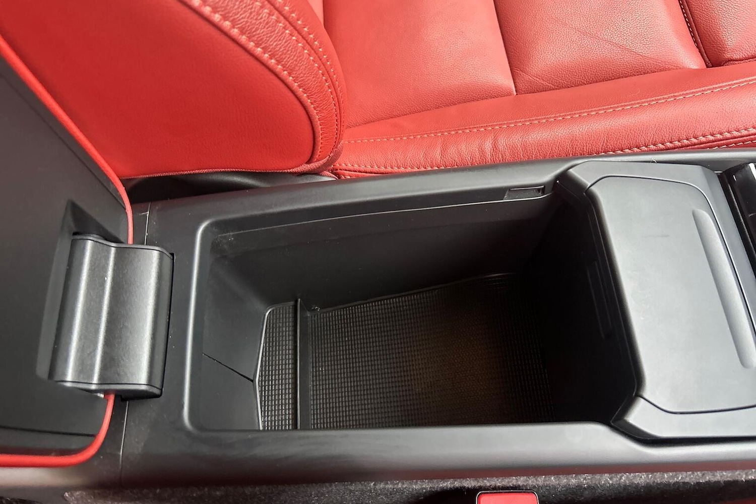 Used Volvo XC40 2020 for sale - 76517949: Photo 32