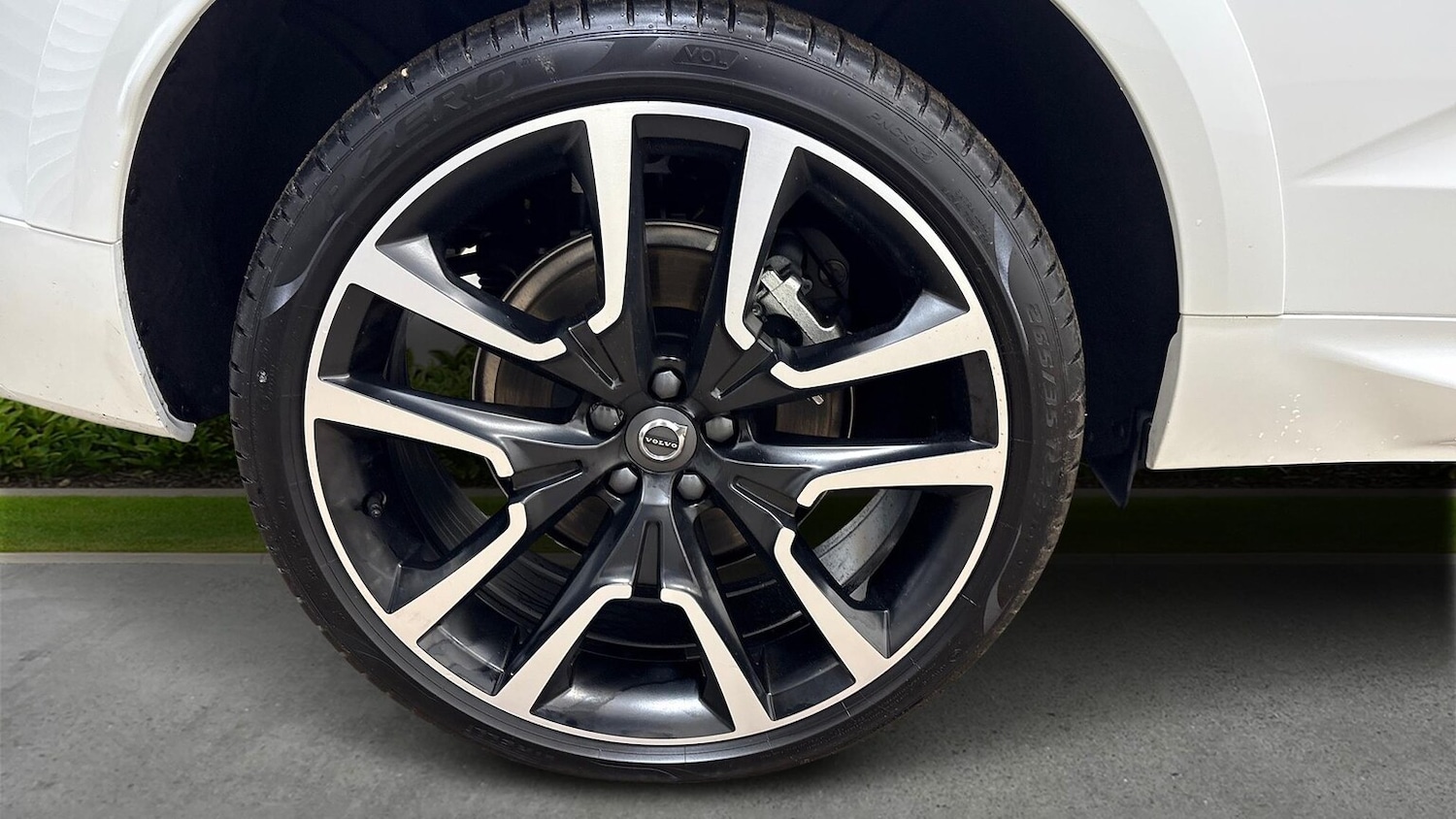 Used Volvo XC60 2025 for sale - 76713194: Photo 19