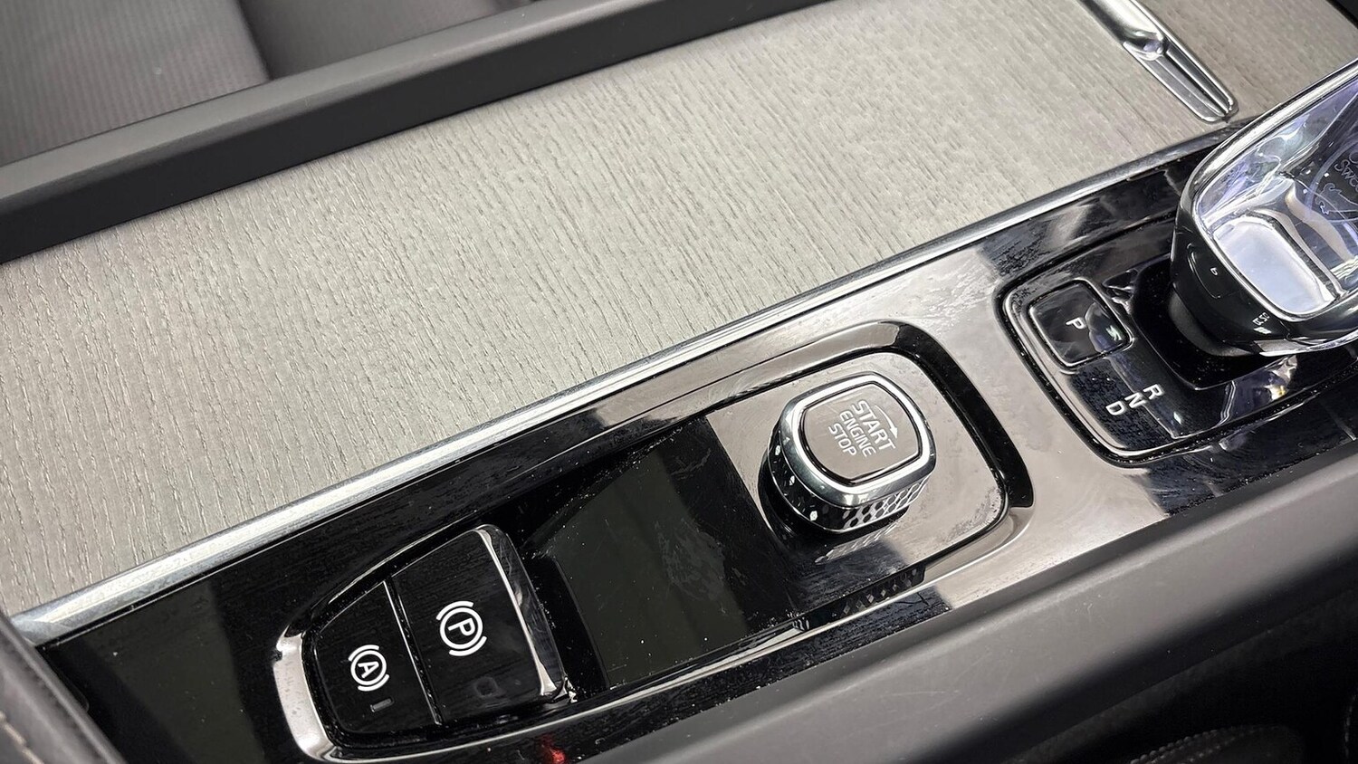 Used Volvo XC60 2025 for sale - 76713194: Photo 31