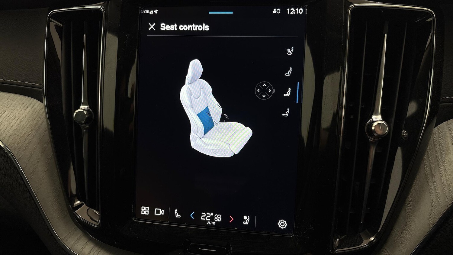 Used Volvo XC60 2025 for sale - 76713194: Photo 40