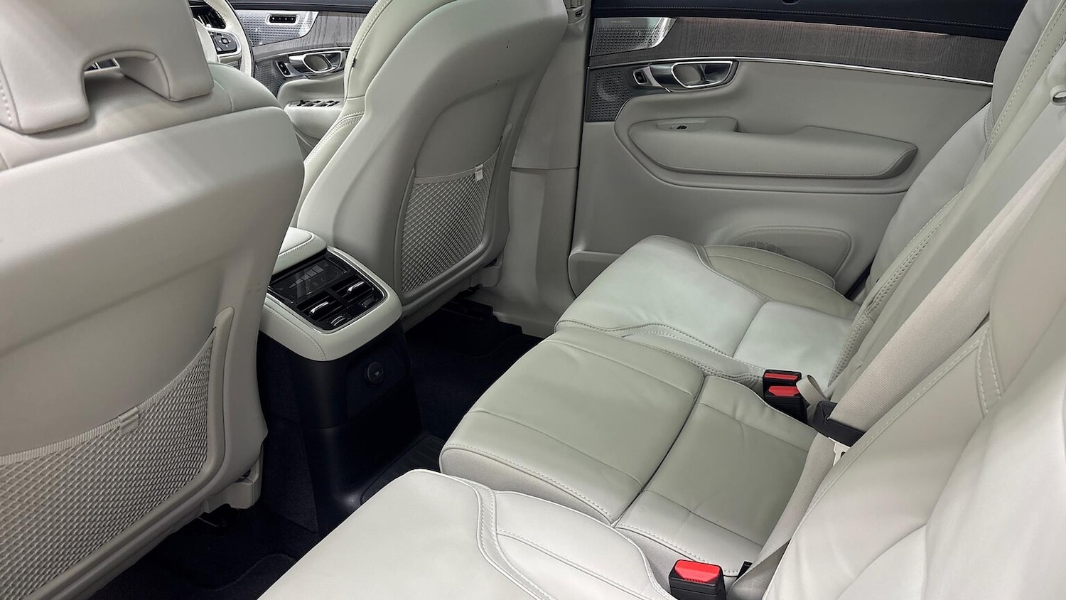 Used Volvo XC90 2025 for sale - 77089948: Photo 12