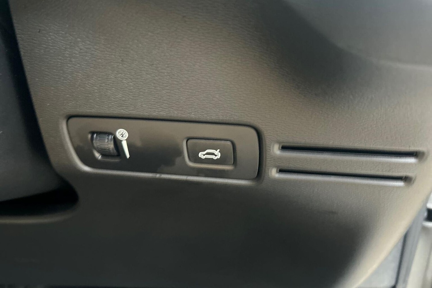 Used Volvo XC40 2020 for sale - 76757426: Photo 22