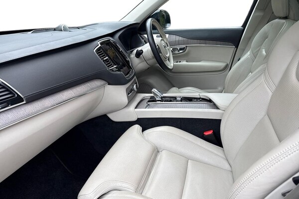Used Volvo XC90 2022 for sale - 76305417: Photo 8