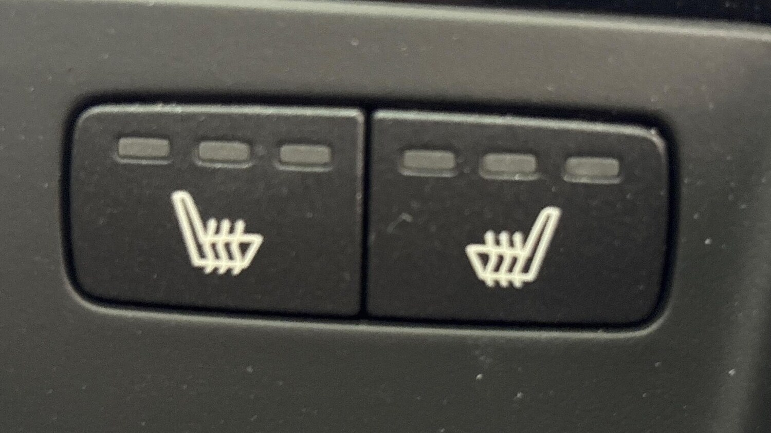 Used Volvo V60 2024 for sale - 77487350: Photo 17