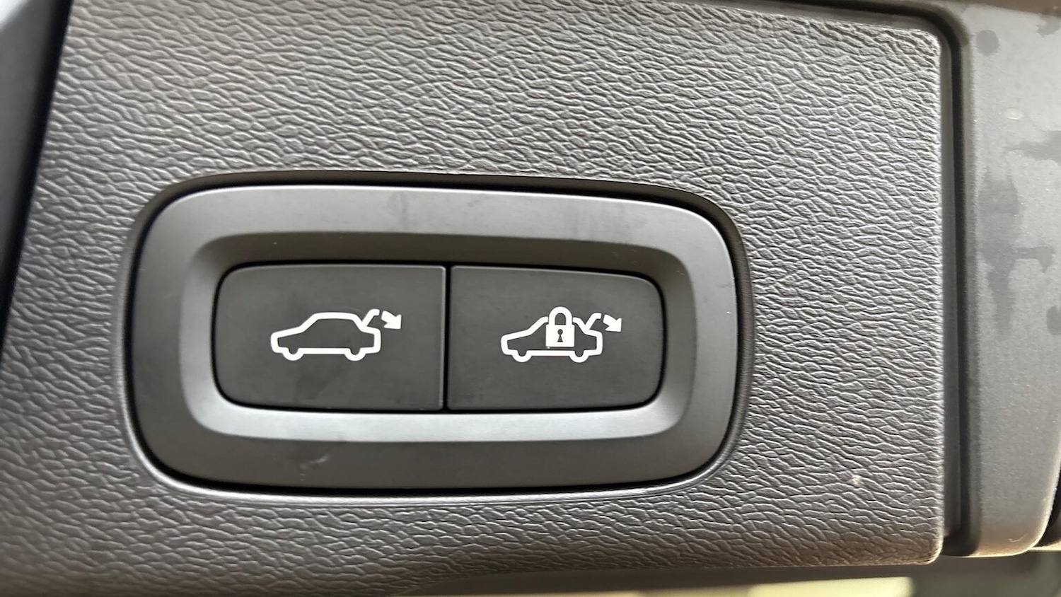 Used Volvo XC60 2025 for sale - 76757432: Photo 17