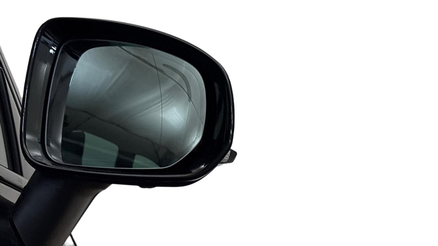 Used Volvo XC60 2025 for sale - 76757432: Photo 18