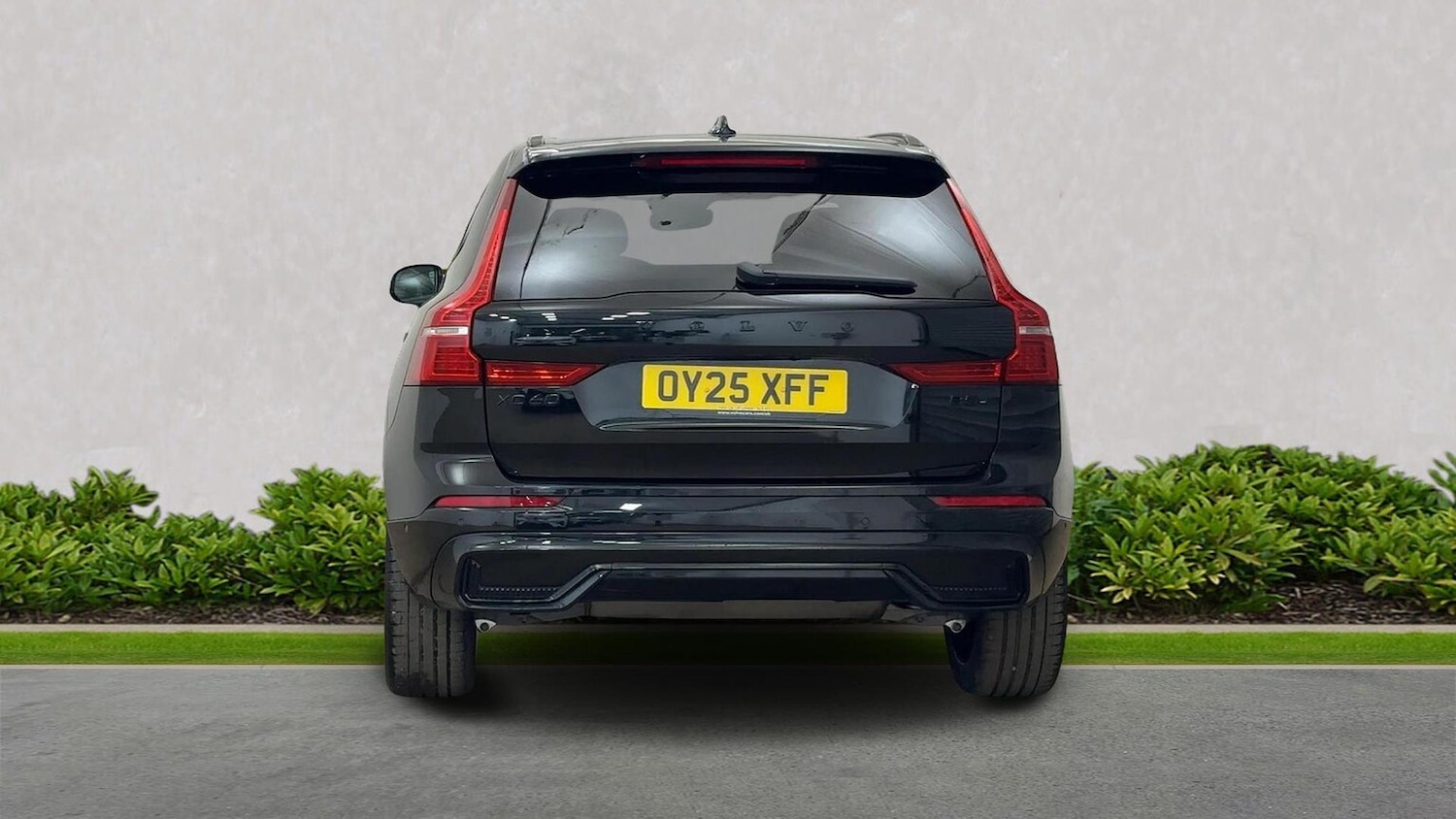 Used Volvo XC60 2025 for sale - 76757432: Photo 3