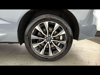 Used Volvo XC60 2023 for sale - 78815892: Photo
