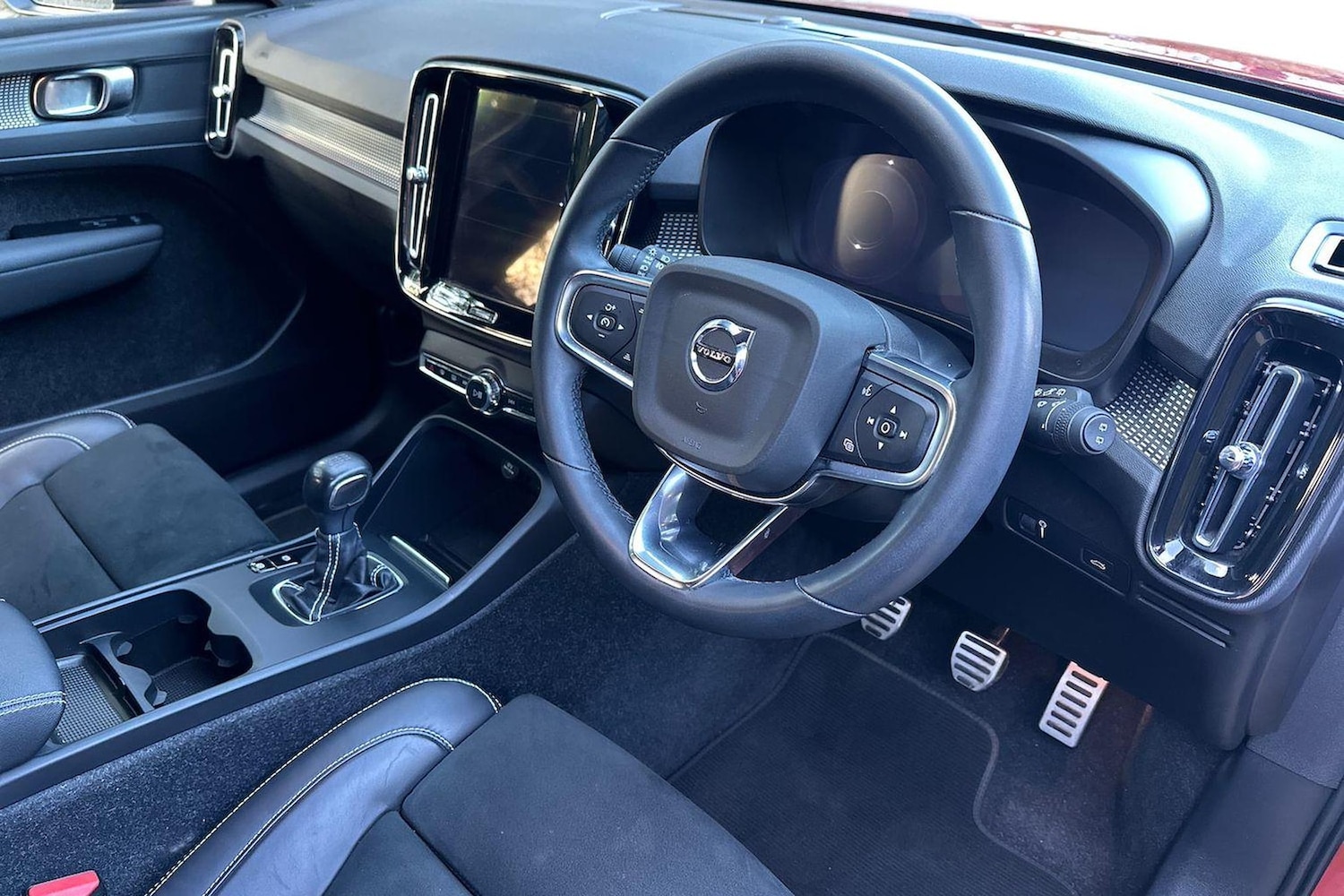 Used Volvo XC40 2022 for sale - 76757435: Photo 16