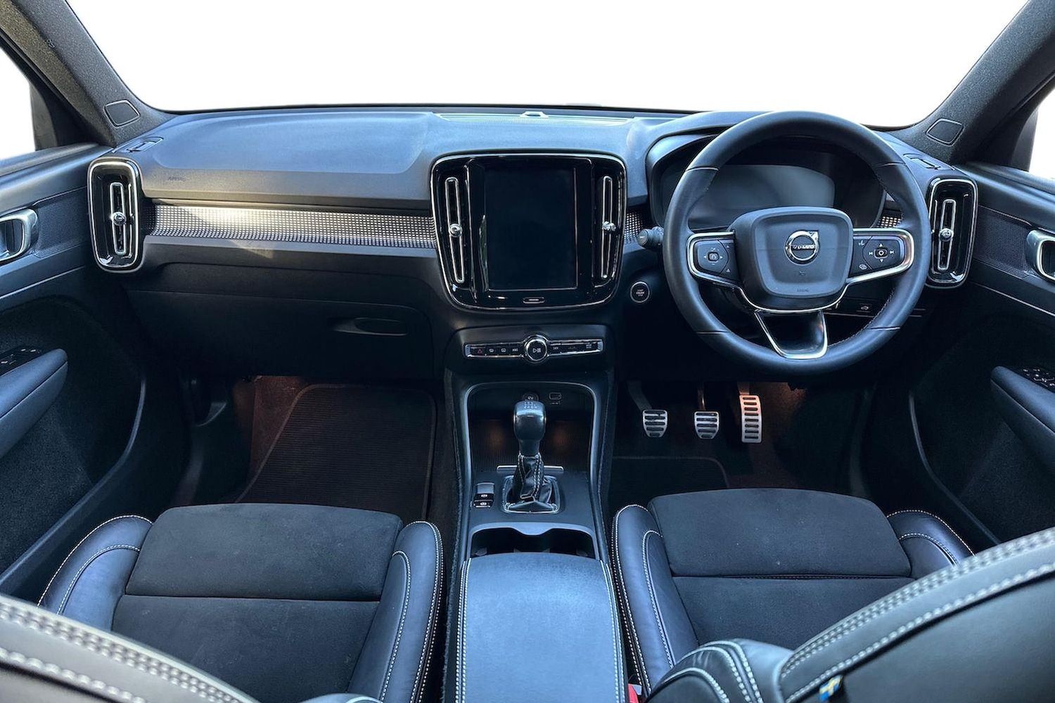 Used Volvo XC40 2022 for sale - 76757435: Photo 9