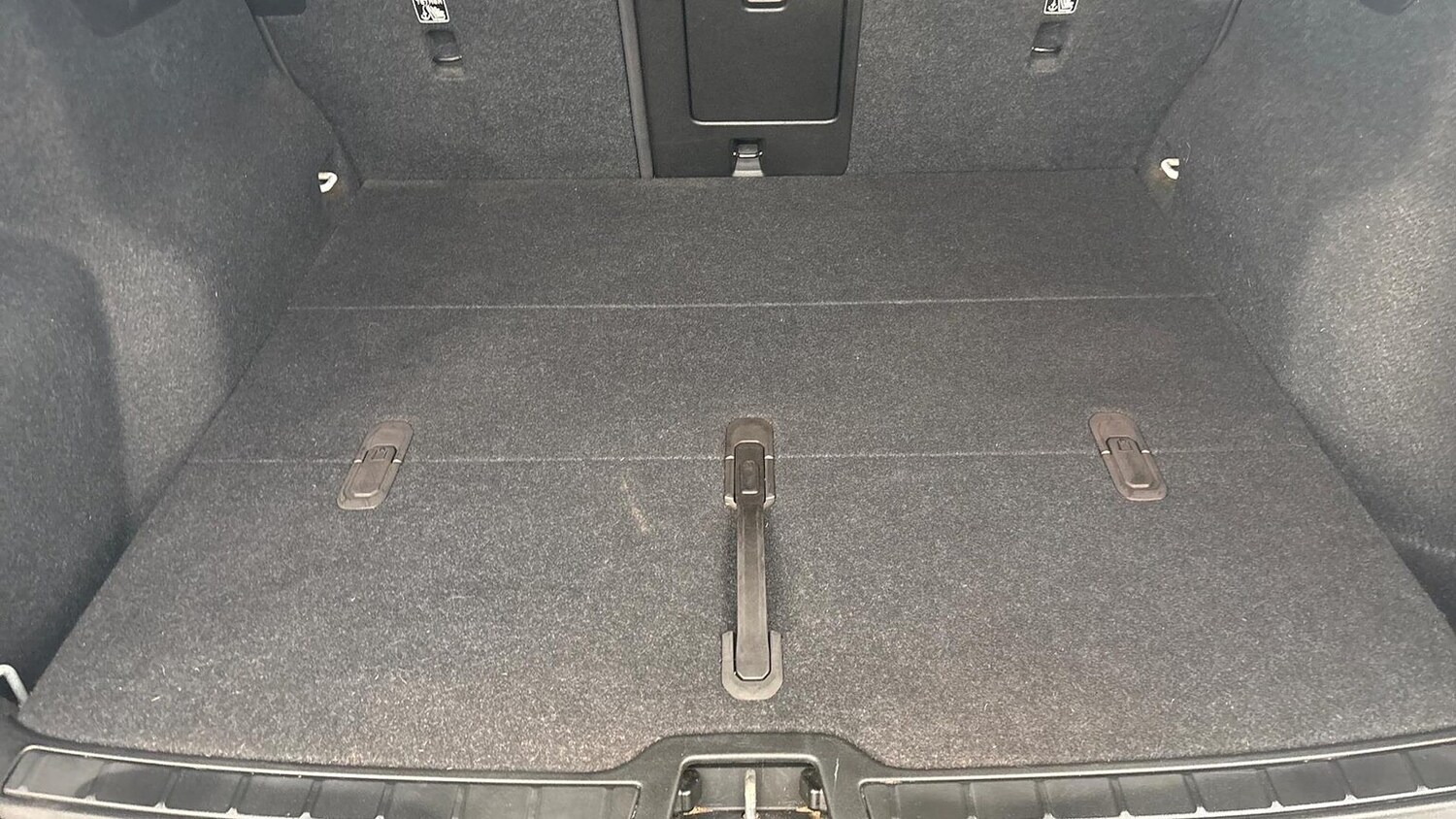 Used Volvo XC40 2023 for sale - 78192902: Photo 10