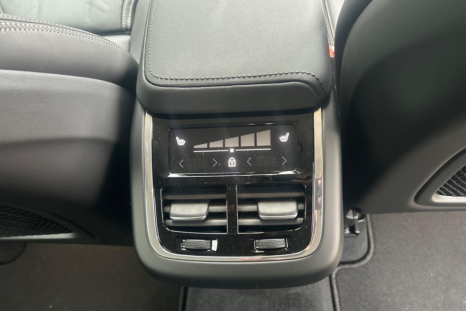 Used Volvo XC60 2025 for sale - 78192811: Photo 38