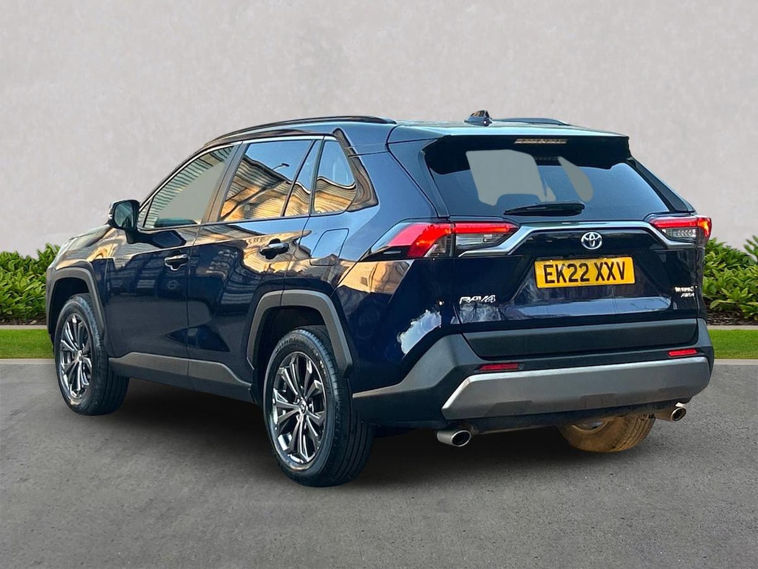 Used Toyota RAV4 2022 for sale - 78192749: Photo 2