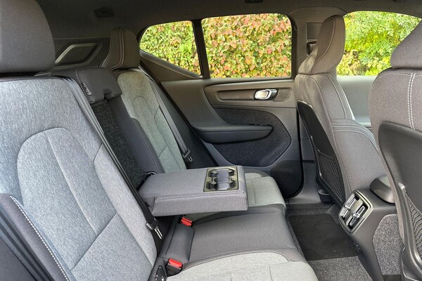 Used Volvo XC40 2025 for sale - 76252647: Photo 16