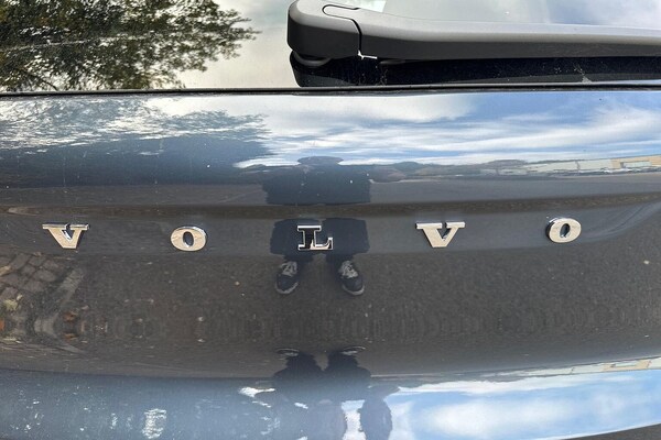 Used Volvo XC40 2025 for sale - 76252647: Photo 35