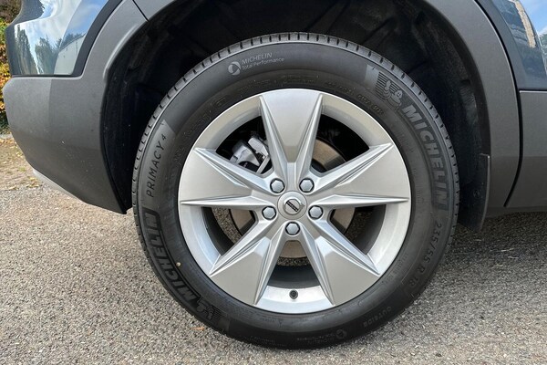 Used Volvo XC40 2025 for sale - 76252647: Photo 6