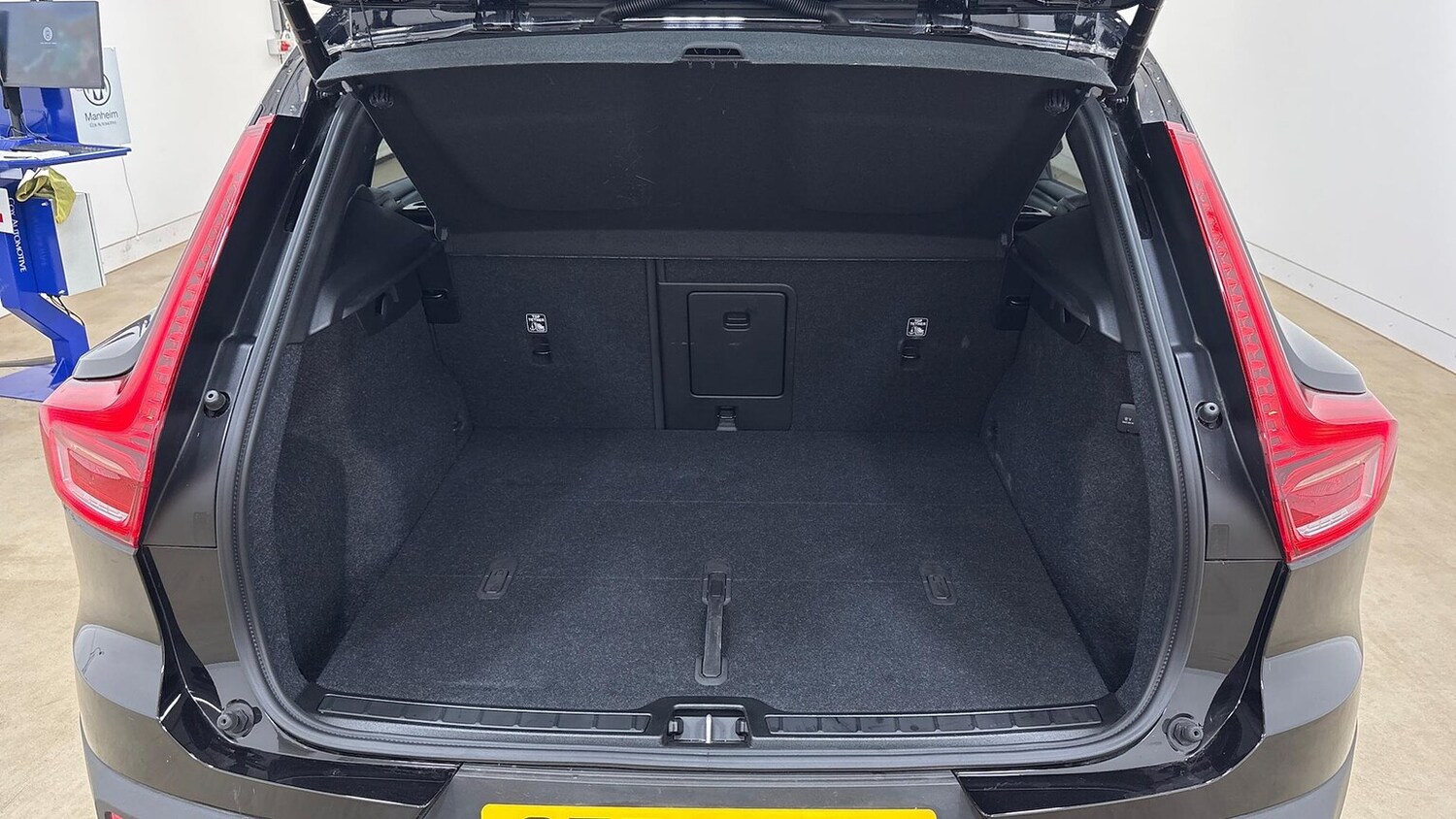 Used Volvo XC40 2024 for sale - 76413936: Photo 14