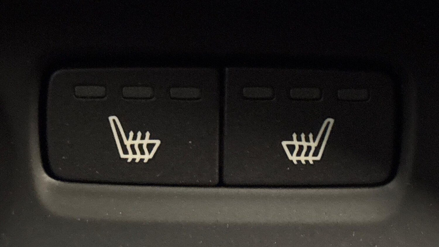 Used Volvo XC40 2024 for sale - 76413936: Photo 17