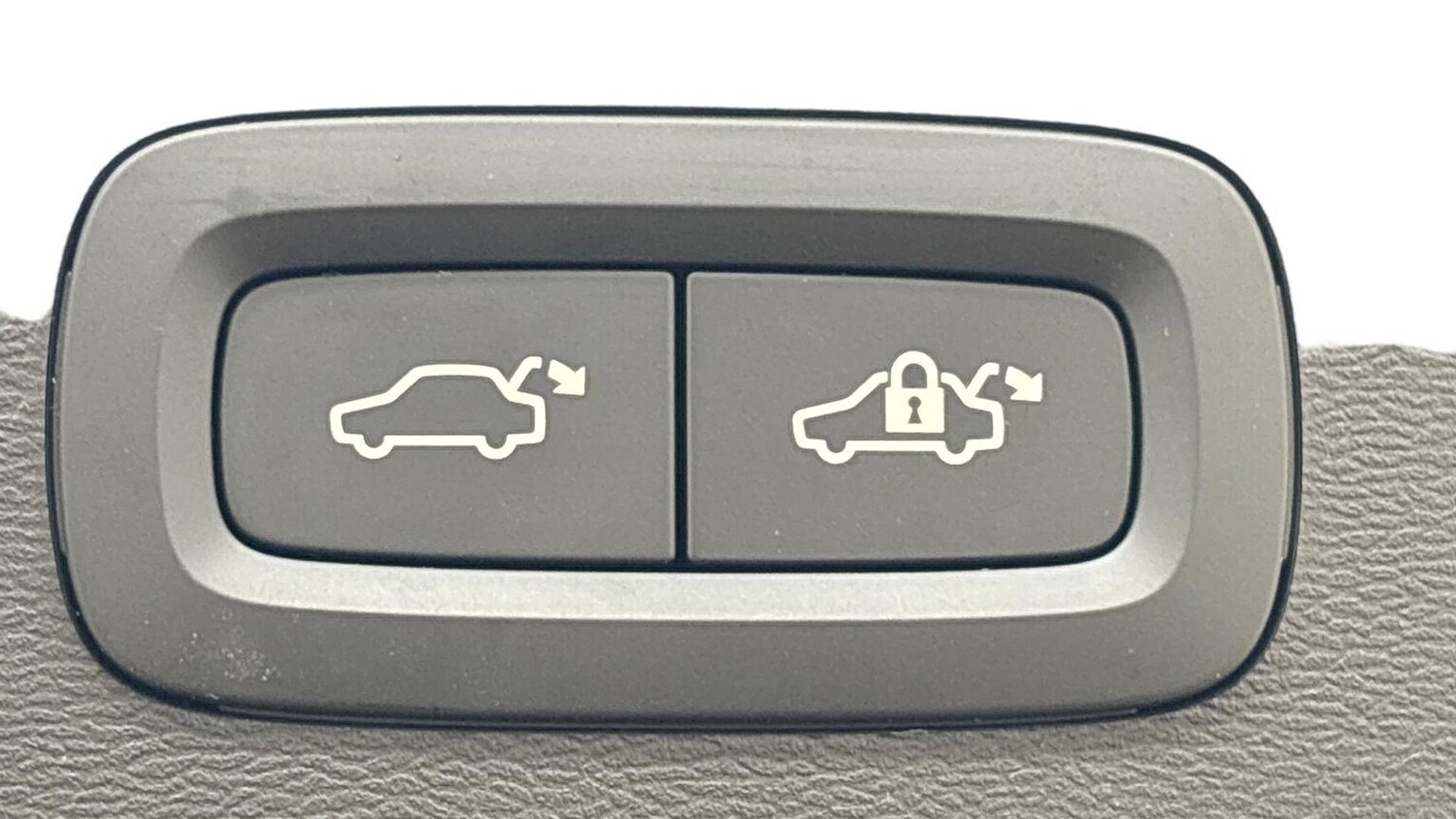 Used Volvo XC40 2024 for sale - 76413936: Photo 18