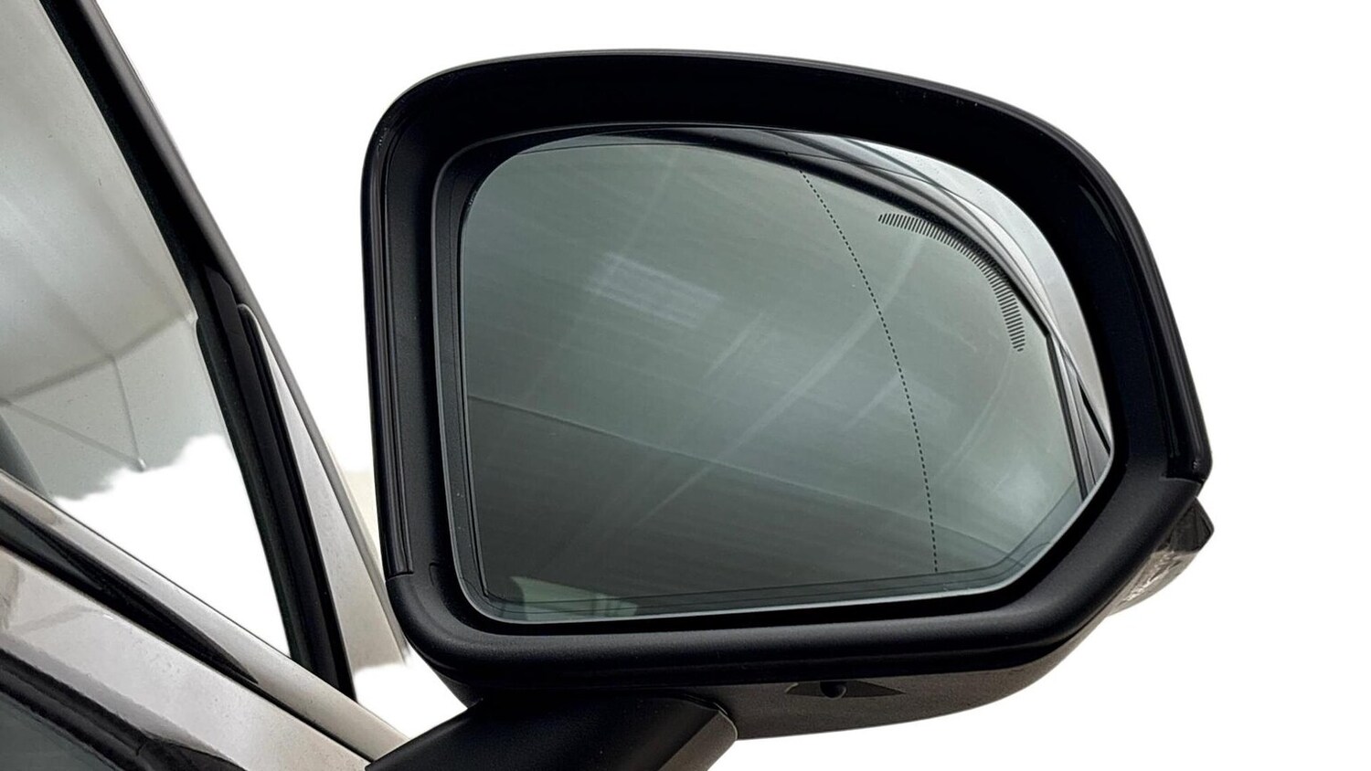 Used Volvo XC40 2024 for sale - 76413936: Photo 19