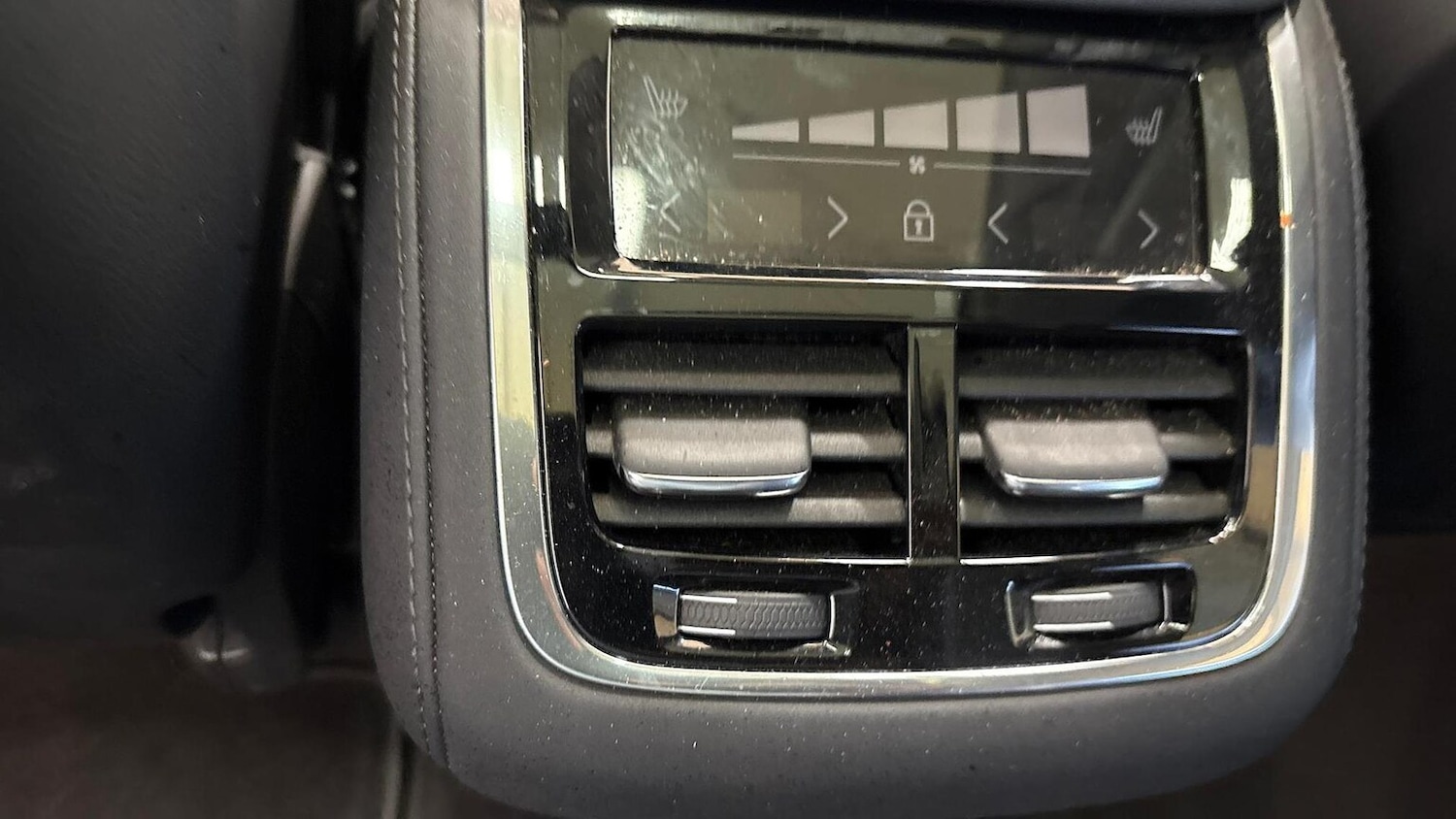 Used Volvo XC90 2025 for sale - 76957572: Photo 15