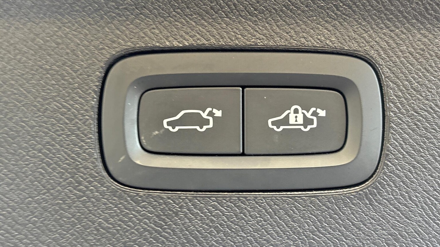 Used Volvo XC90 2025 for sale - 76957572: Photo 17