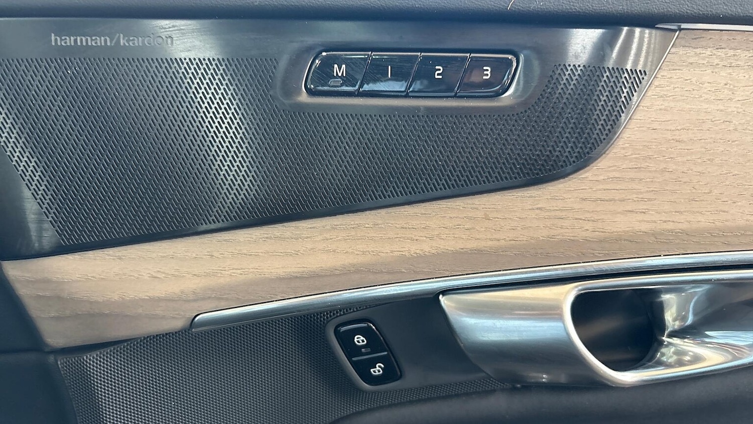 Used Volvo XC90 2025 for sale - 76957572: Photo 24