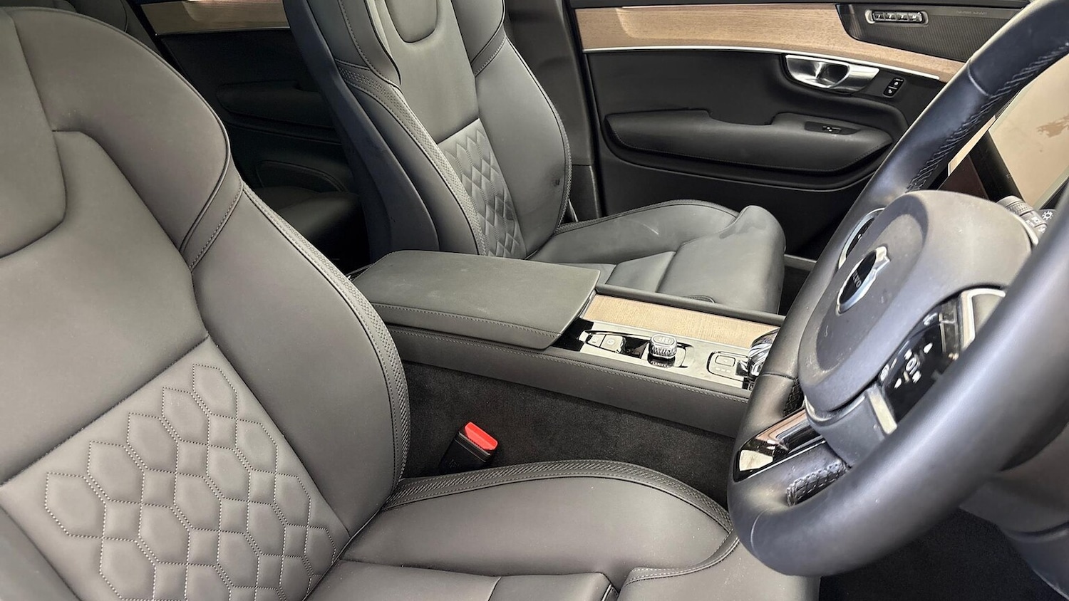 Used Volvo XC90 2025 for sale - 76957572: Photo 26