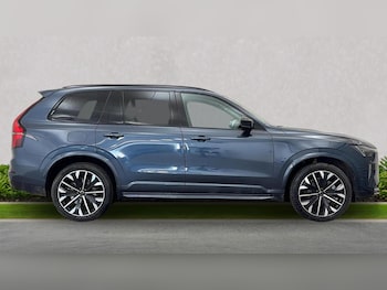 Used Volvo XC90 2025 for sale - 76957572: Photo