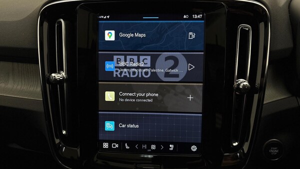 Used Volvo XC40 2025 for sale - 76220417: Photo 11