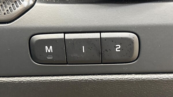 Used Volvo XC40 2025 for sale - 76220417: Photo 25