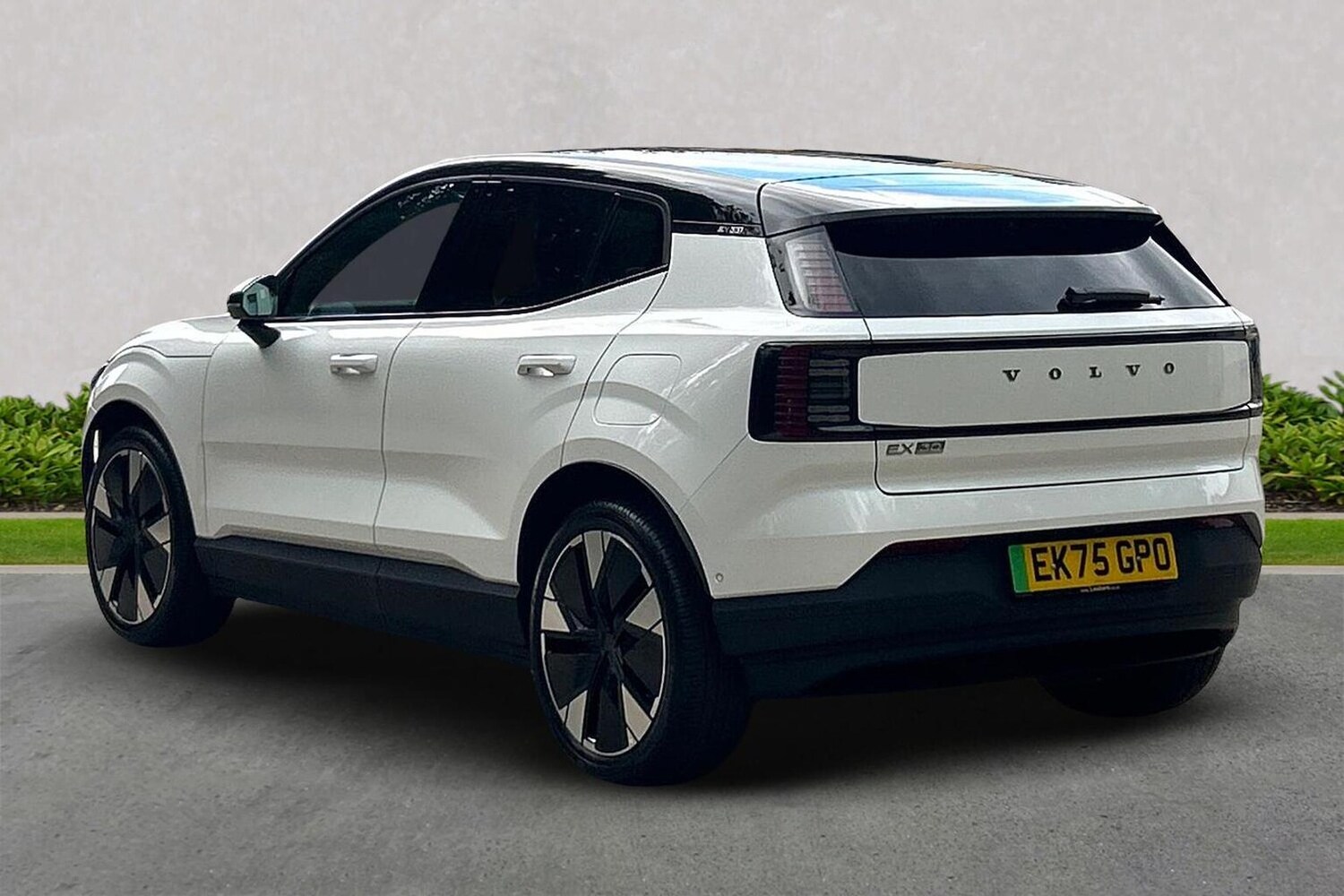 Used Volvo EX30 2025 for sale - 76093621: Photo 2