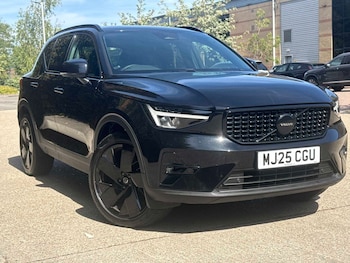 Used Volvo XC40 2025 for sale - 79360010: Photo