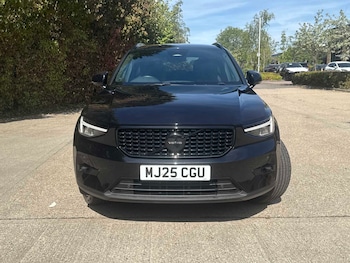 Used Volvo XC40 2025 for sale - 79360010: Photo