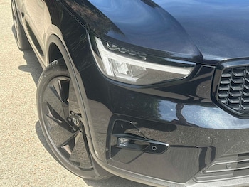 Used Volvo XC40 2025 for sale - 79360010: Photo