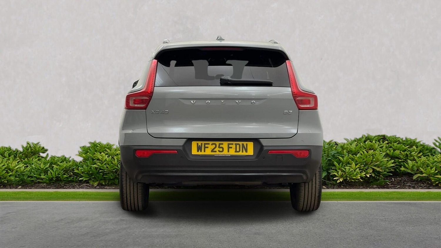 Used Volvo XC40 2025 for sale - 76402404: Photo 3