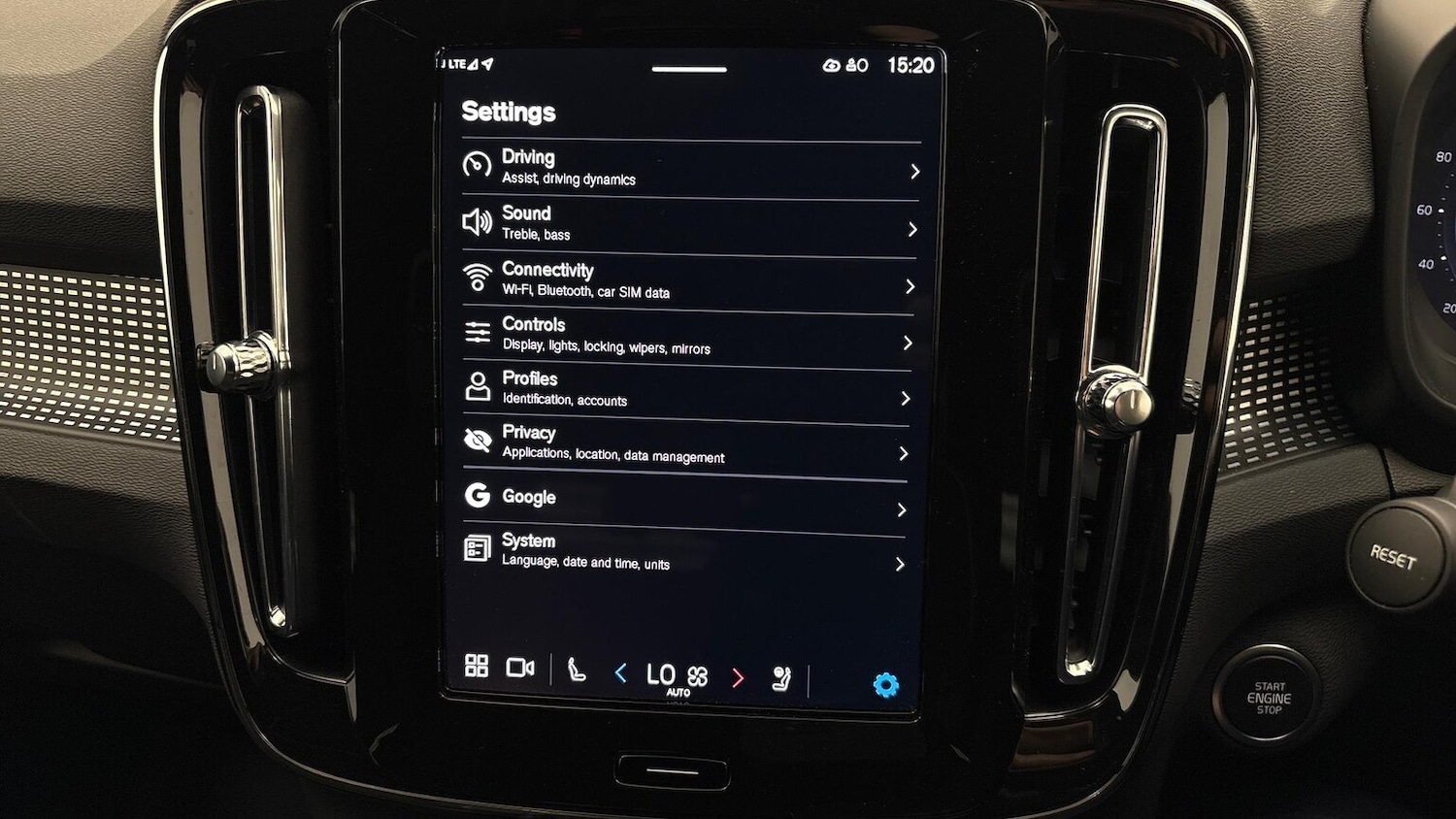 Used Volvo XC40 2025 for sale - 76402404: Photo 31