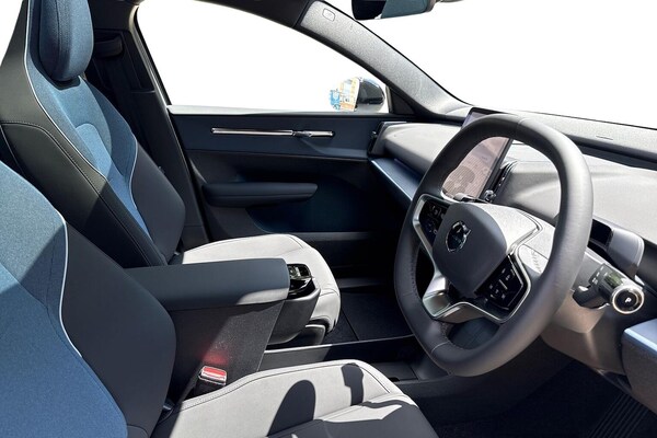 Used Volvo EX30 2025 for sale - 75512933: Photo 15
