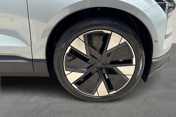 Used Volvo EX30 2025 for sale - 75512933: Photo 6
