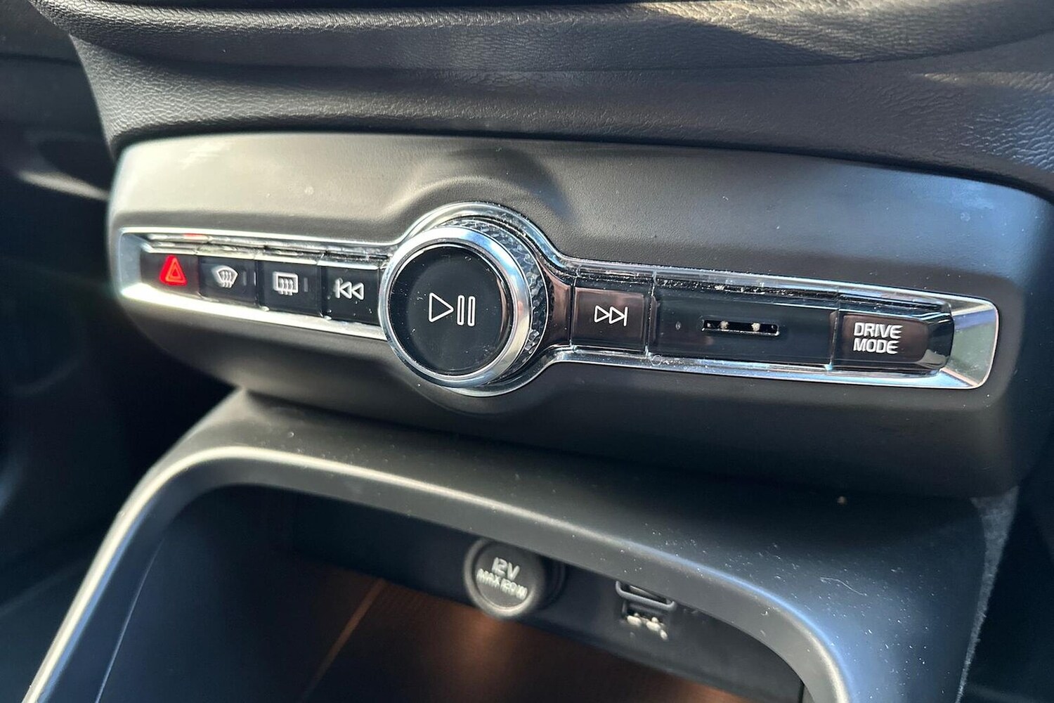 Used Volvo XC40 2022 for sale - 77702024: Photo 22