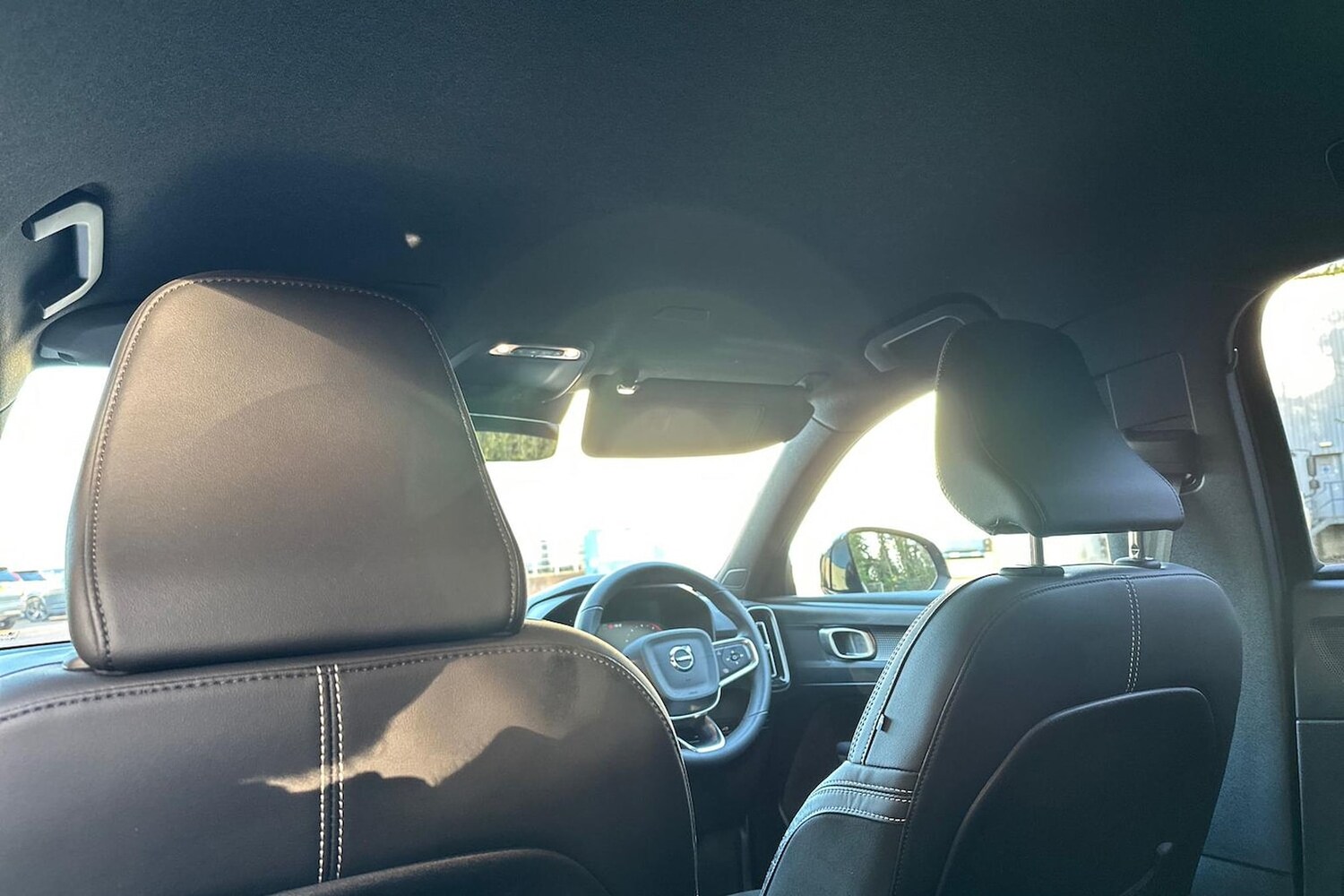 Used Volvo XC40 2022 for sale - 77702024: Photo 32