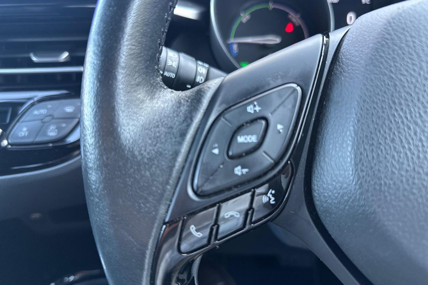 Used Toyota C-HR 2023 for sale - 78192728: Photo 29