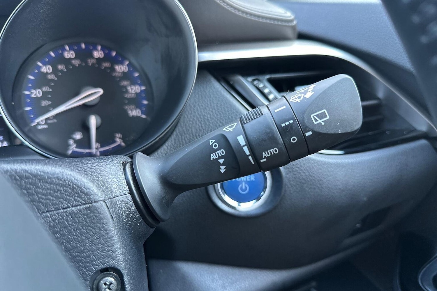 Used Toyota C-HR 2023 for sale - 78192728: Photo 30