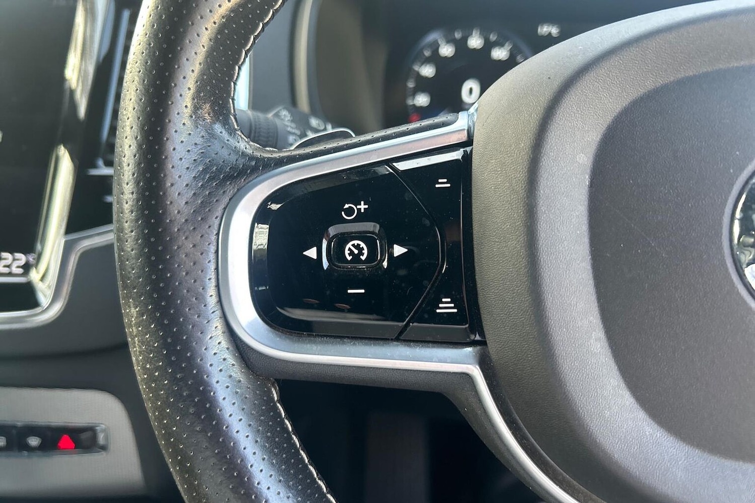 Used Volvo XC90 2018 for sale - 78192725: Photo 28