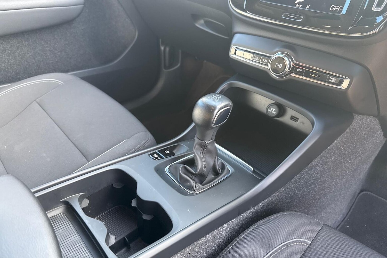 Used Volvo XC40 2021 for sale - 76763444: Photo 13