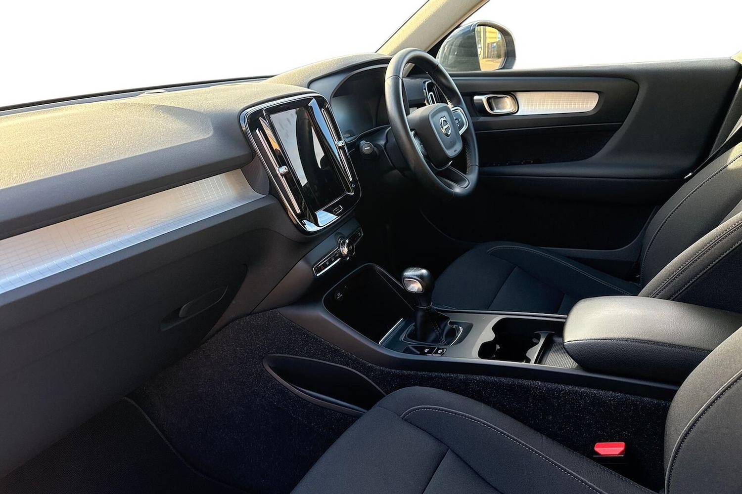 Used Volvo XC40 2021 for sale - 76763444: Photo 7