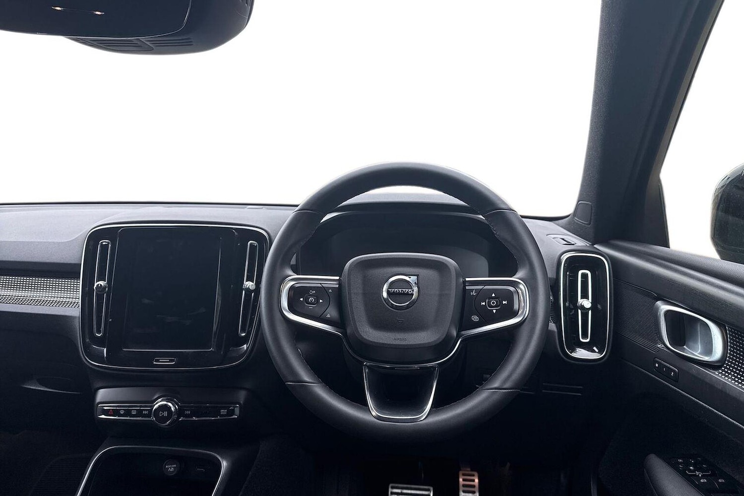 Used Volvo XC40 2022 for sale - 76477328: Photo 9